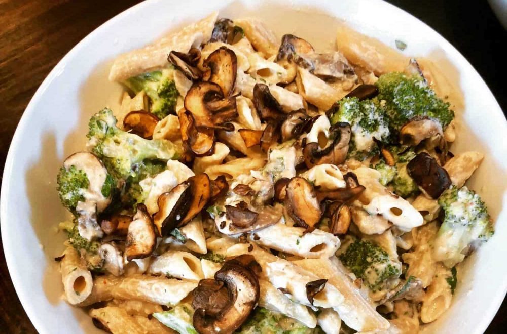 Creamy Broccoli and Mushroom Penne Pasta